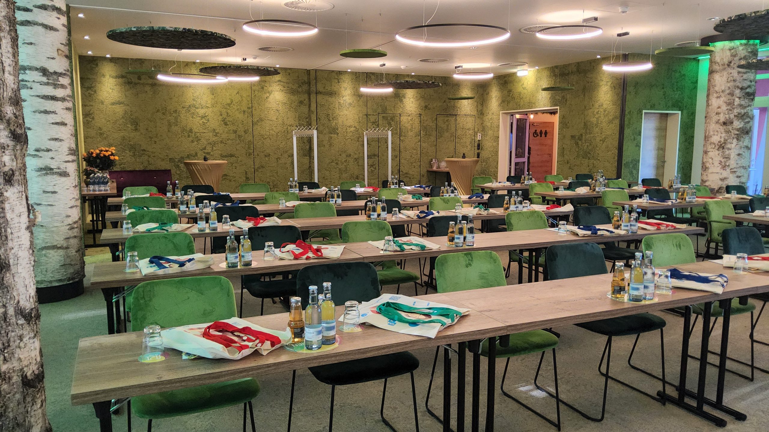 Neu gestalteter Tagungsraum bei einer Fachtagung in Rostock