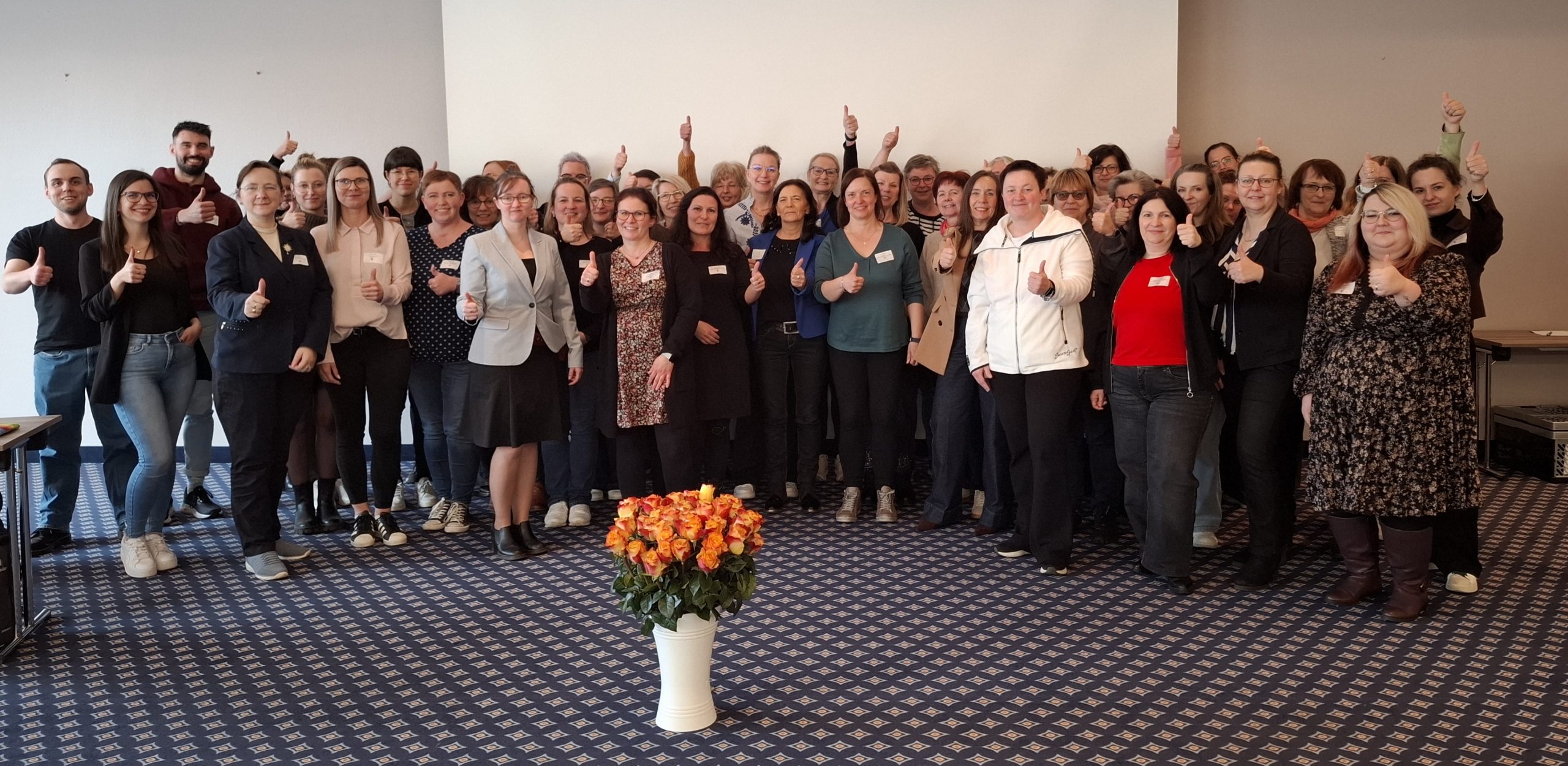 Teilnehmende einer Fachtagung in Leipzig